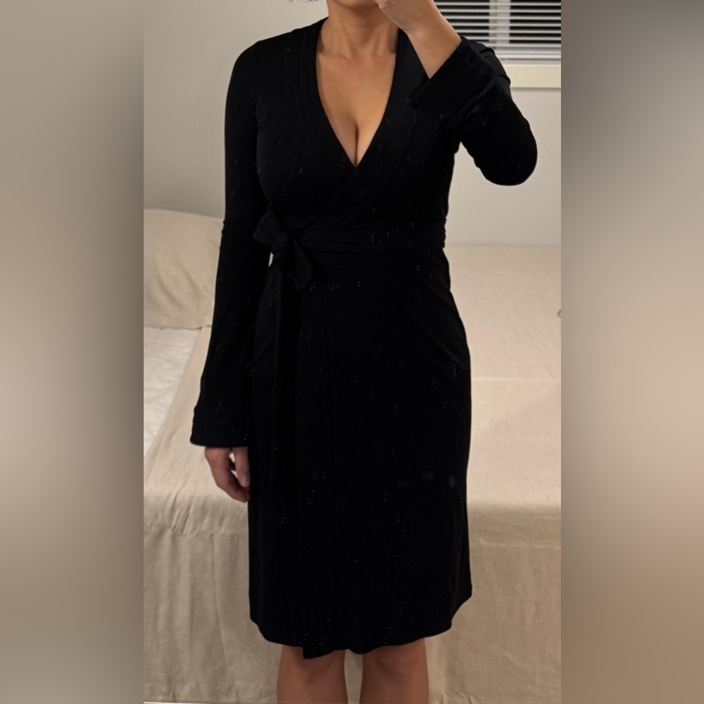TALULAH Elegant Black Long Sleeve Wrap Dress
